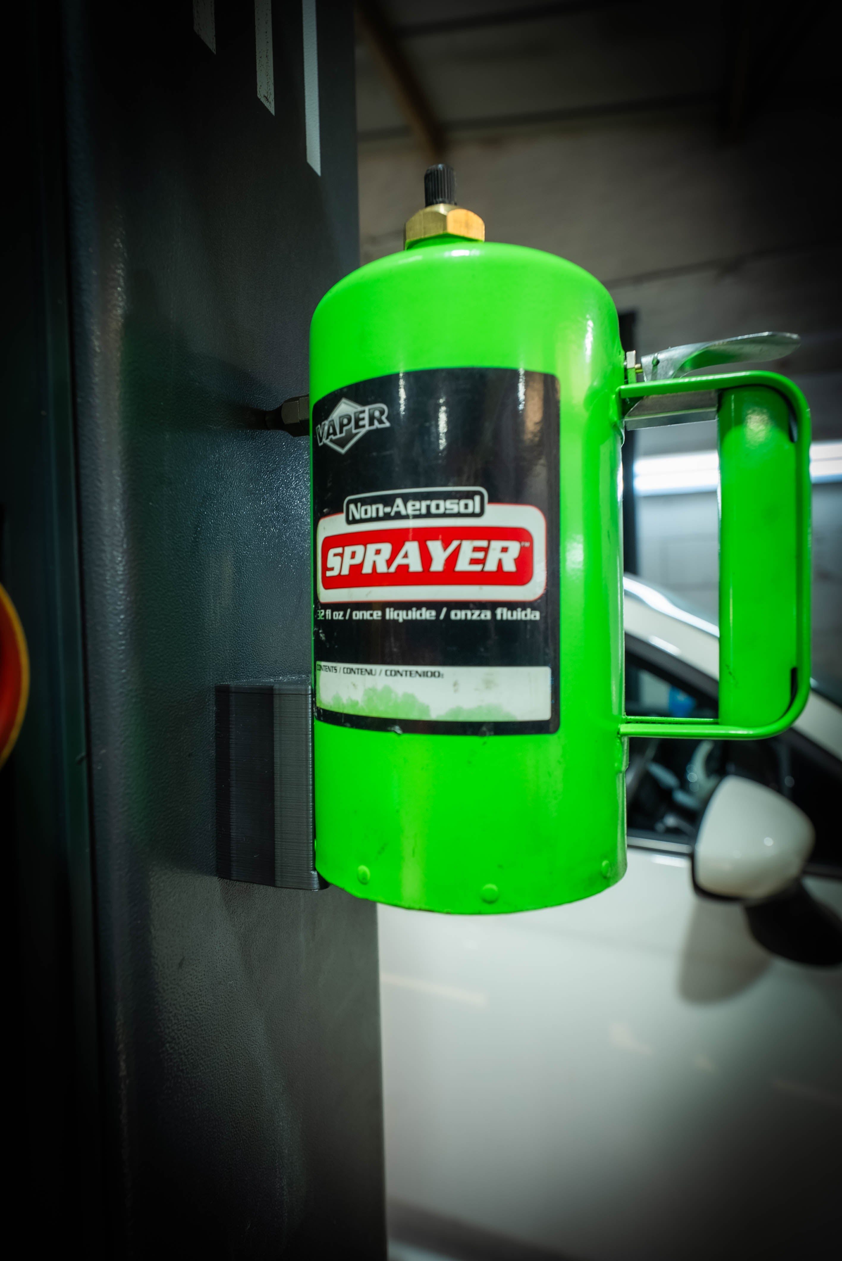 Magnetic Brake Cleaner Holder - Metal Bottle