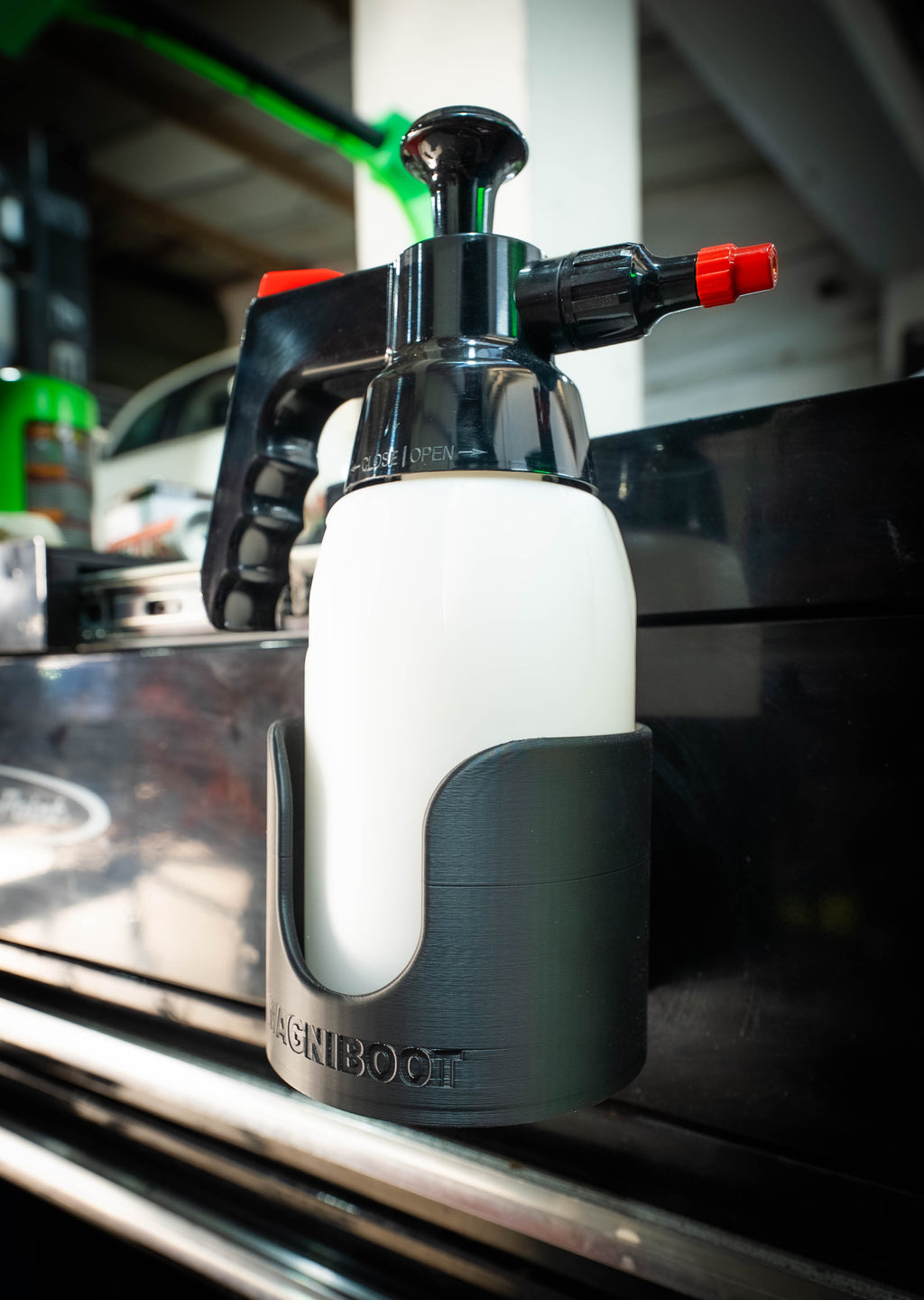 Magnetic Brake Cleaner Holder - Plastic Bottle